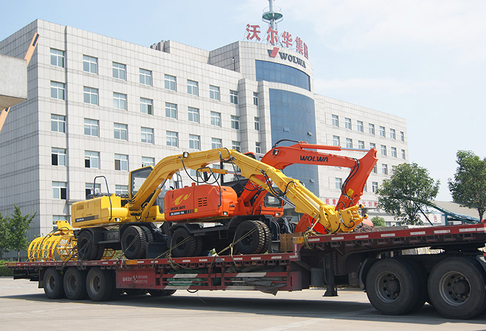 ga黄金甲体育集团6台新型挖掘机顺利出口乌兹别克斯坦