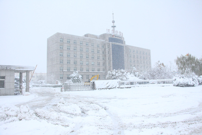 大雪中的ga黄金甲体育集团办公楼